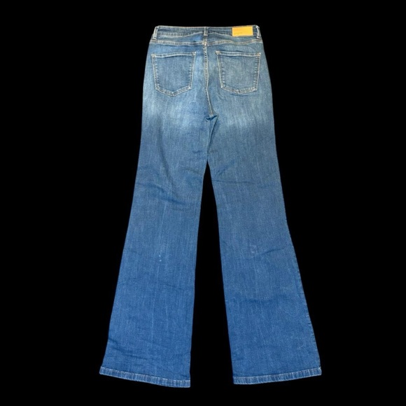 C&A high waisted flare jeans - Picture 3 of 4